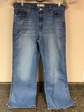 Levi’s heritage wide leg jeans 18